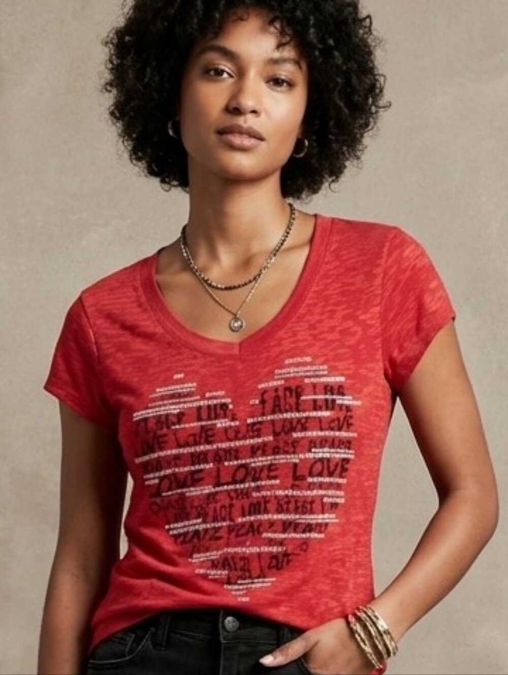 Red Short-Sleeve Graphic Tee w/ Heart Print-Peace & Love Girls Size XL/XG(15-17)